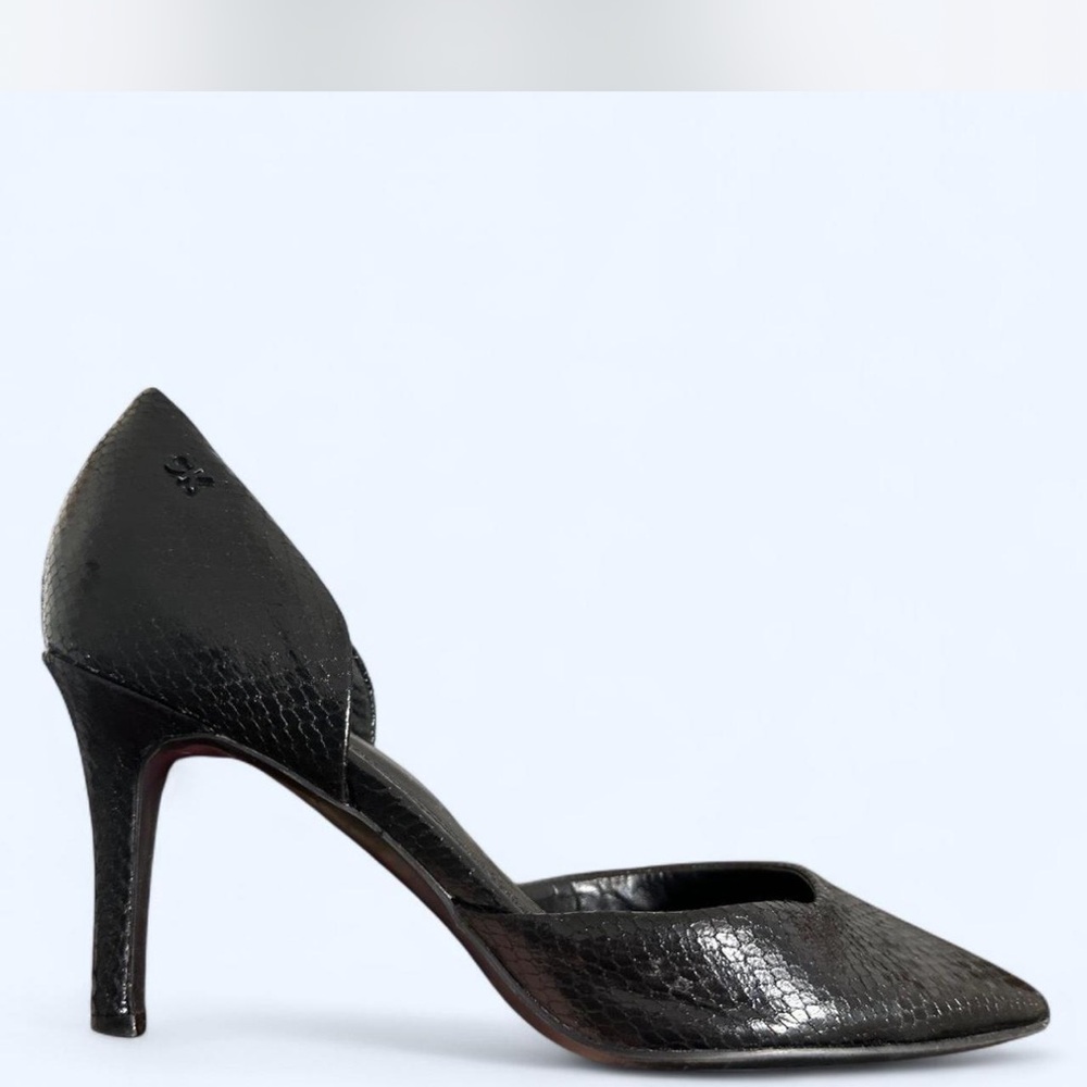 Calvin Klein Collection Black Heels with Pointed Toe